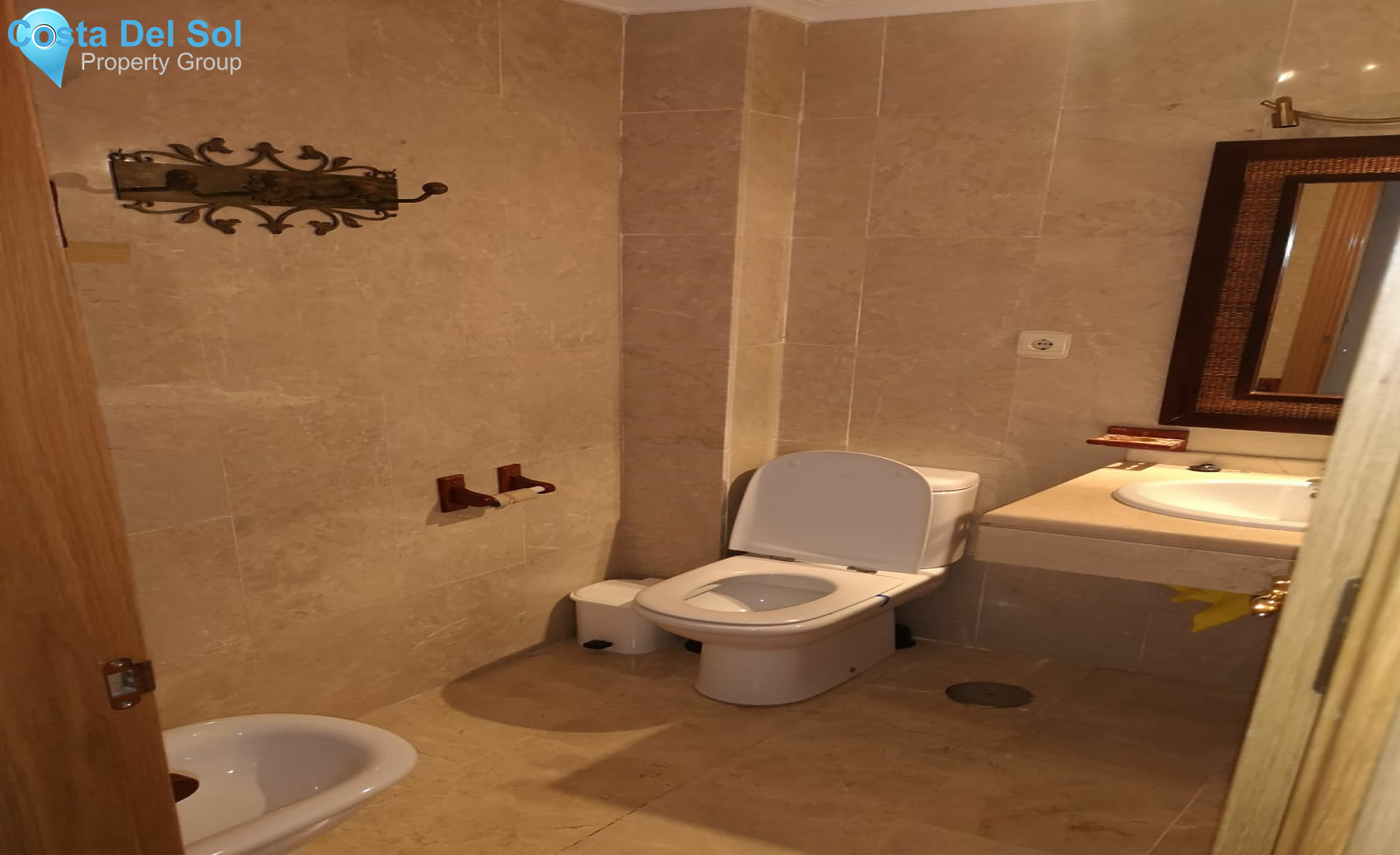 Middle Floor Apartment in Riviera del Sol-1127446