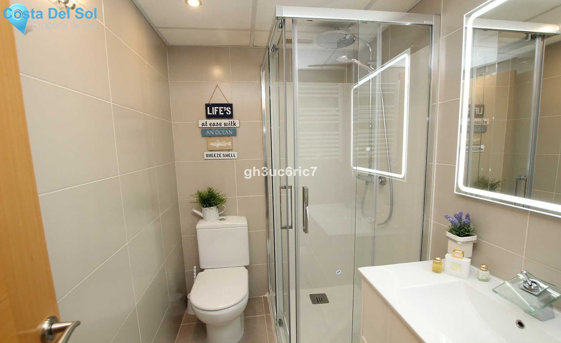 Middle Floor Apartment in Riviera del Sol-1135208