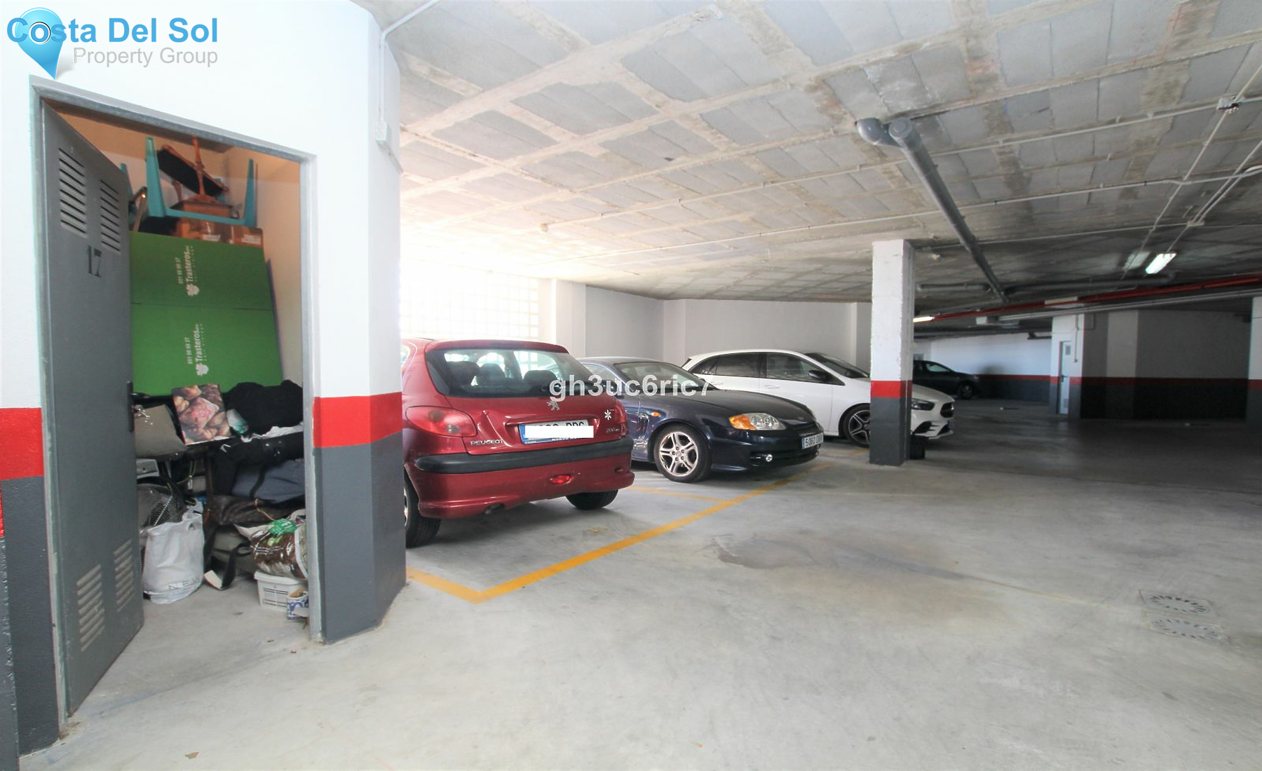 Middle Floor Apartment in Riviera del Sol-1135212