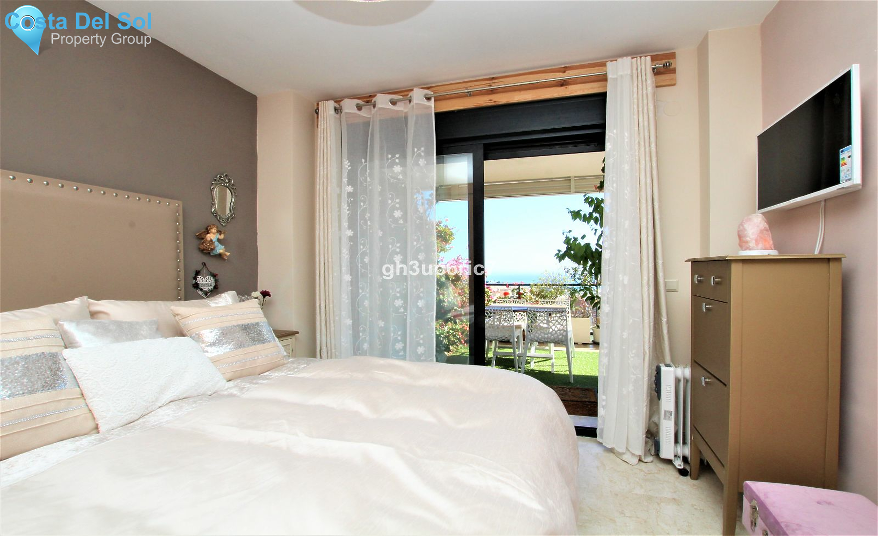 Middle Floor Apartment in Riviera del Sol-1135198