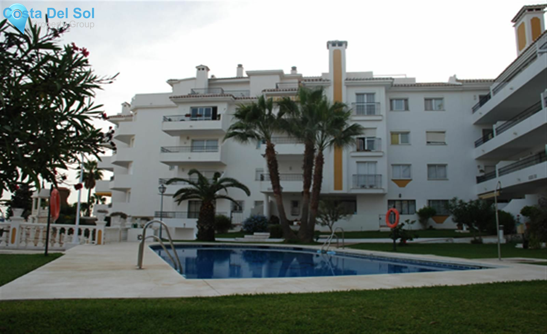 Middle Floor Apartment in Riviera del Sol-1138633