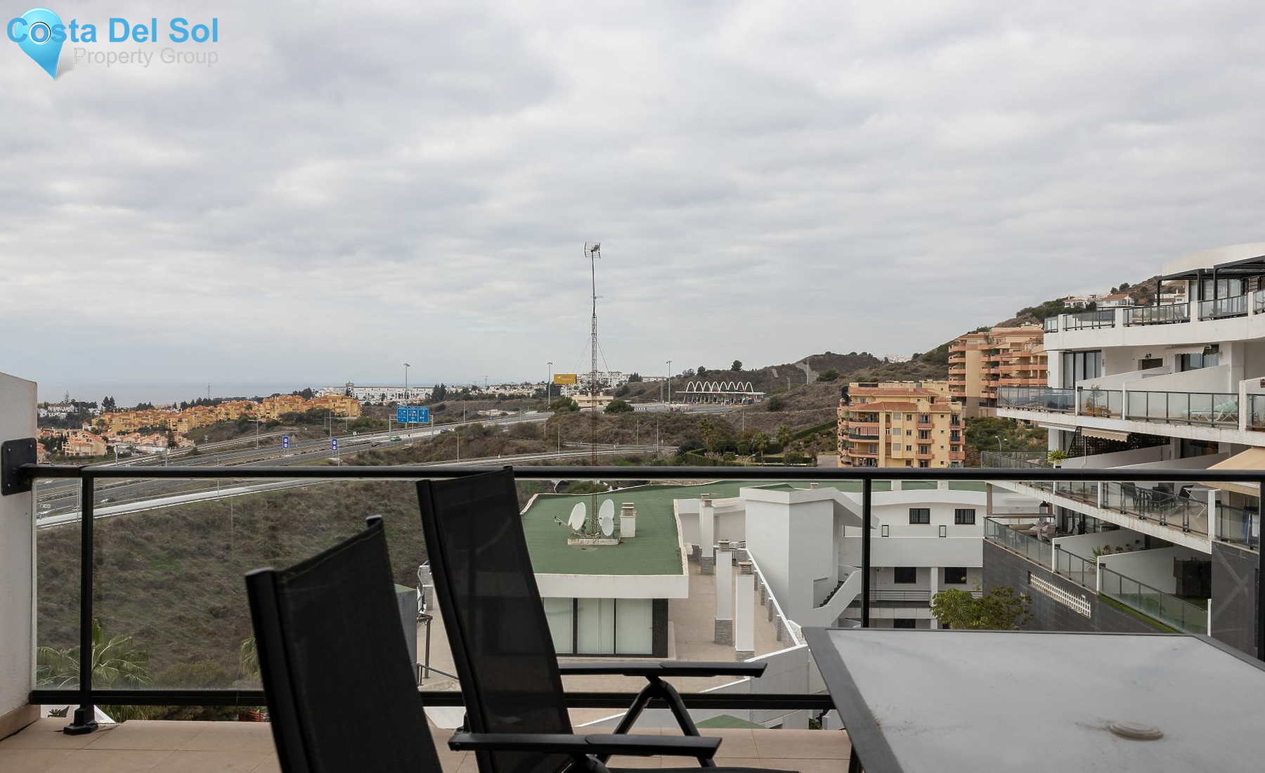 Middle Floor Apartment in Riviera del Sol-1138743
