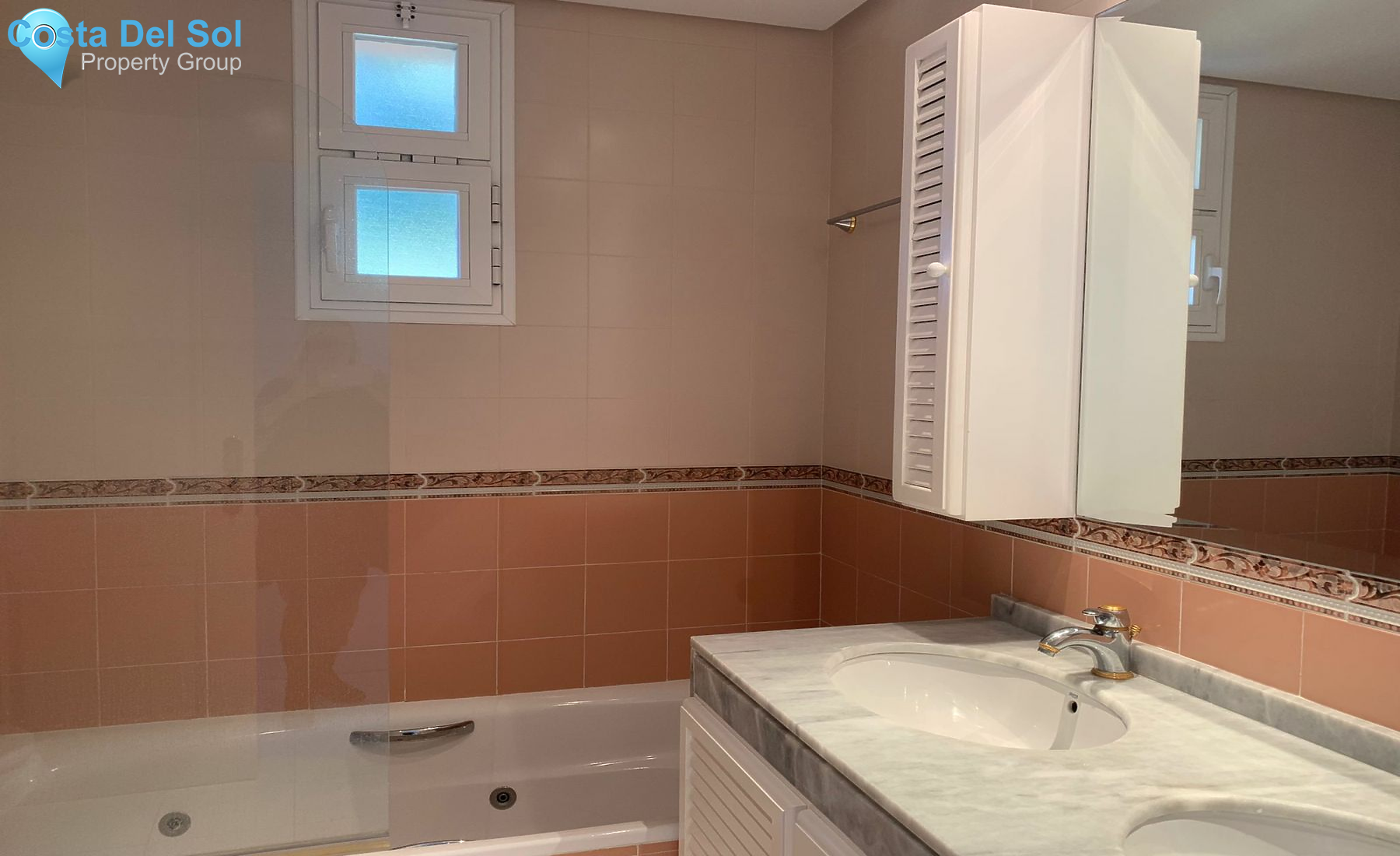 Middle Floor Apartment in Riviera del Sol-1146838