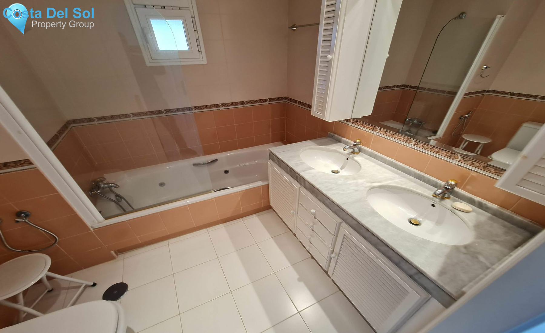 Middle Floor Apartment in Riviera del Sol-1146827