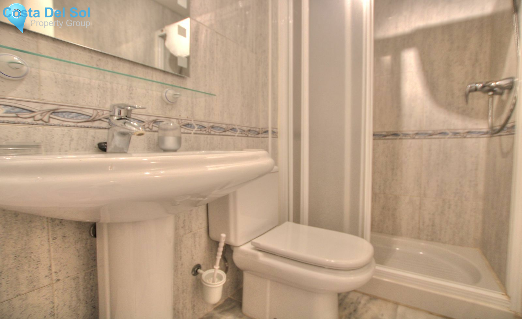 Middle Floor Apartment in Riviera del Sol-1148283