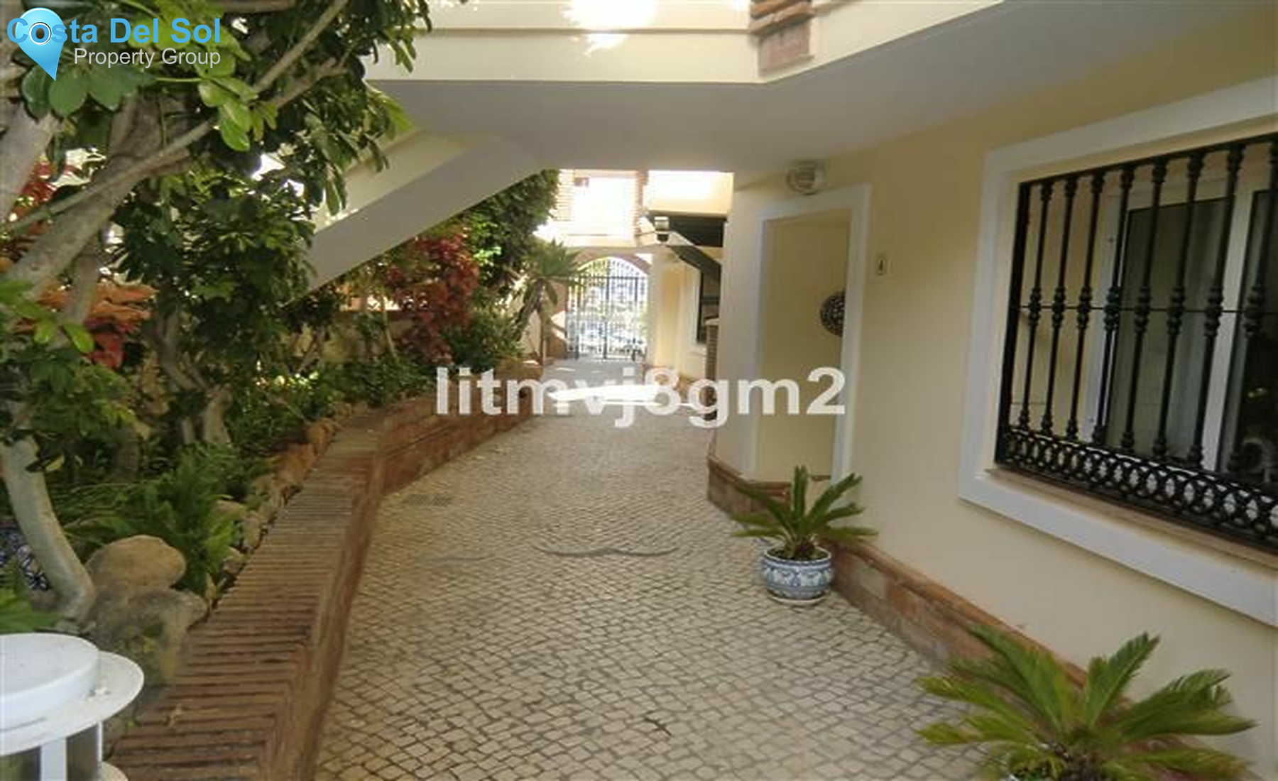 Middle Floor Apartment in Riviera del Sol-1171568