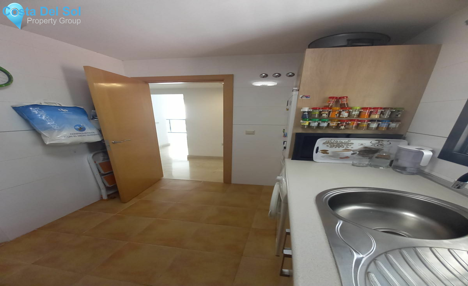 Middle Floor Apartment in Riviera del Sol-1185741