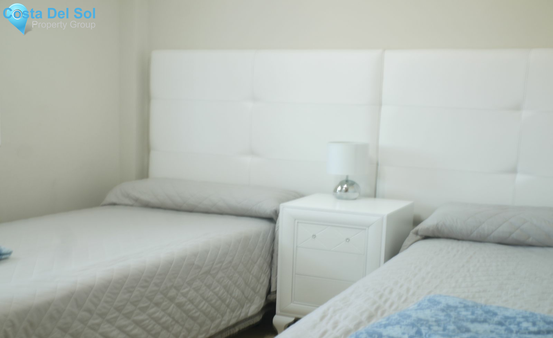 Middle Floor Apartment in Riviera del Sol-1197933