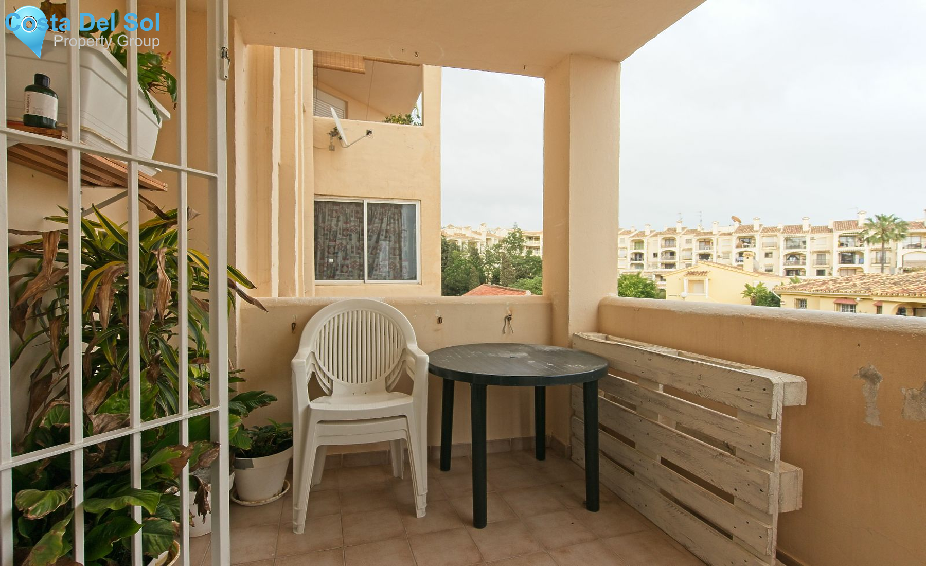 Middle Floor Apartment in Riviera del Sol-1214223