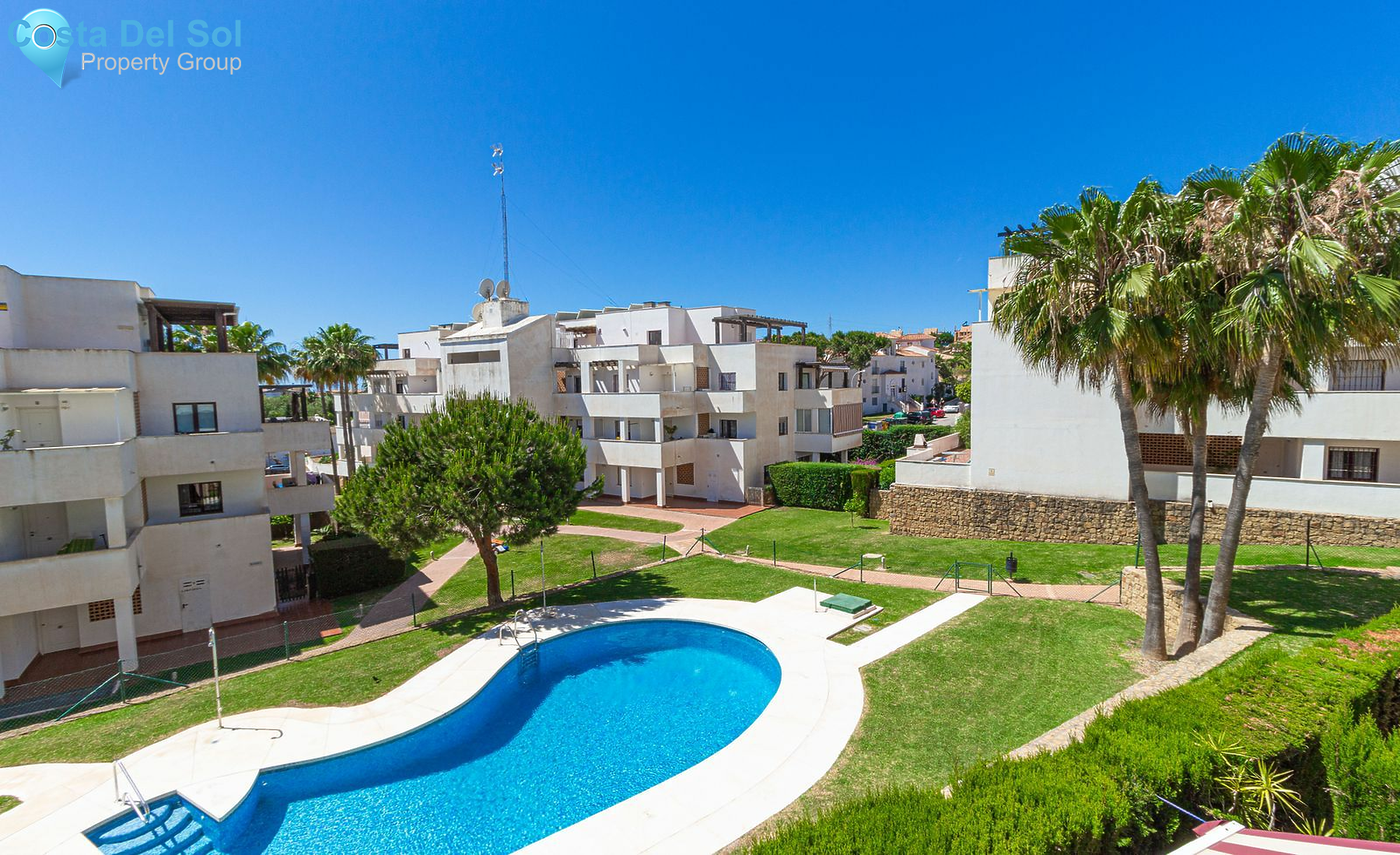 Middle Floor Apartment in Riviera del Sol-1388344