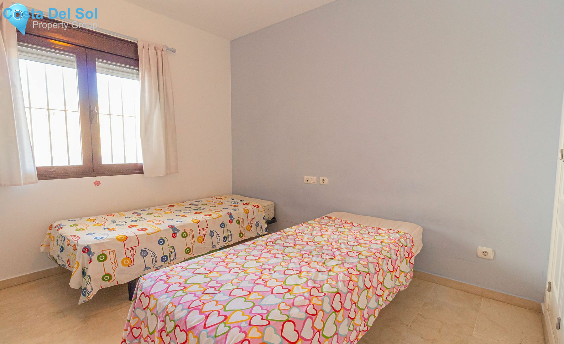 Middle Floor Apartment in Riviera del Sol-1388356