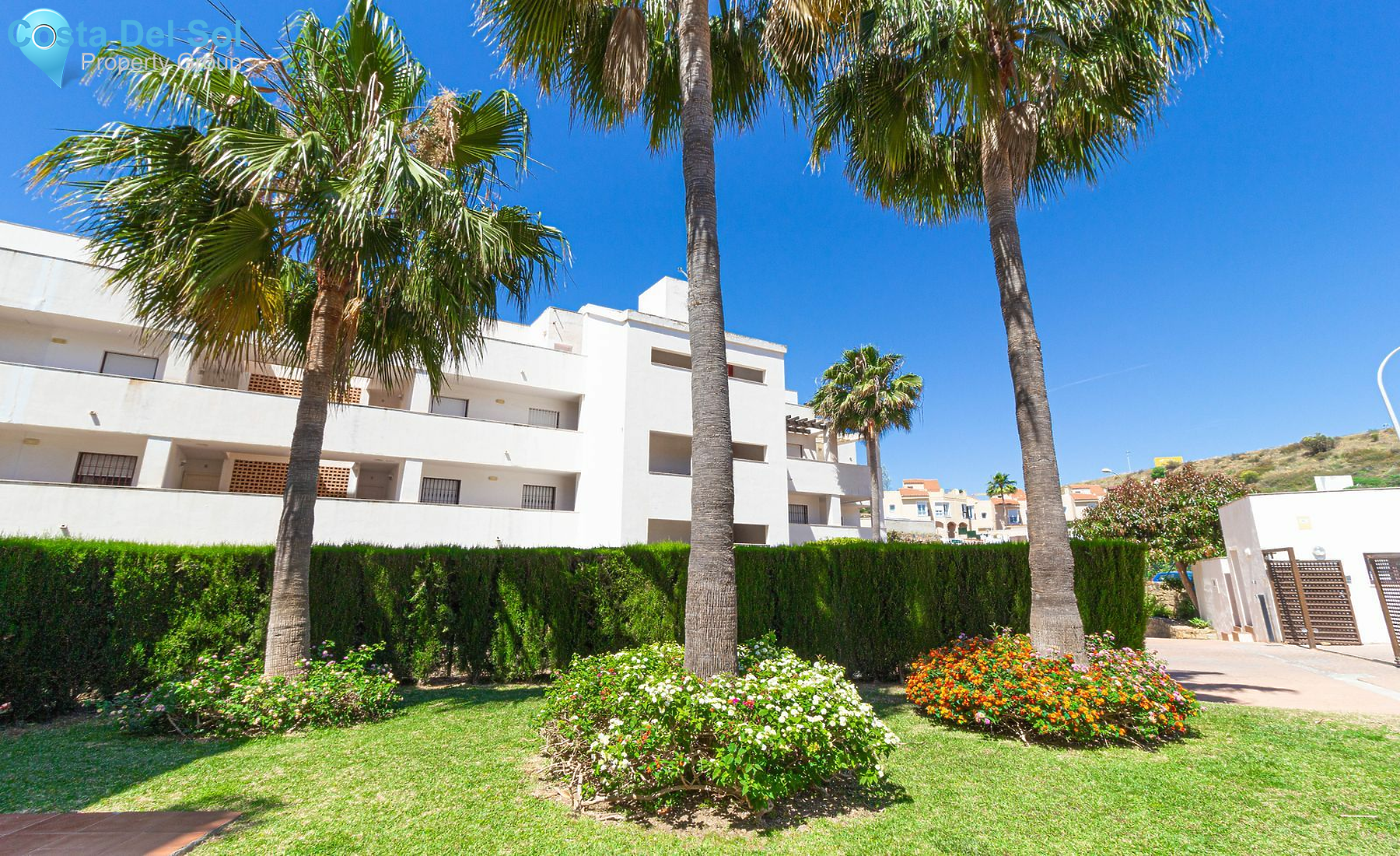 Middle Floor Apartment in Riviera del Sol-1388358