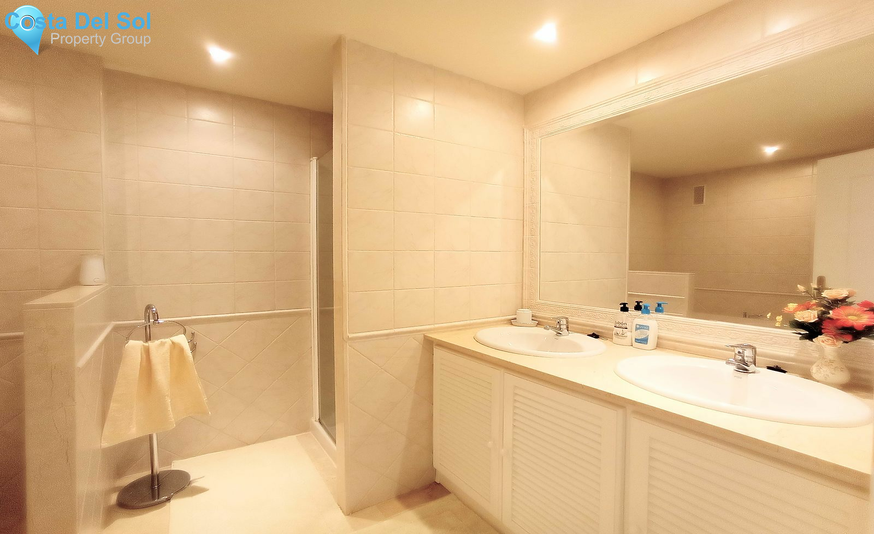 Middle Floor Apartment in Riviera del Sol-1423639