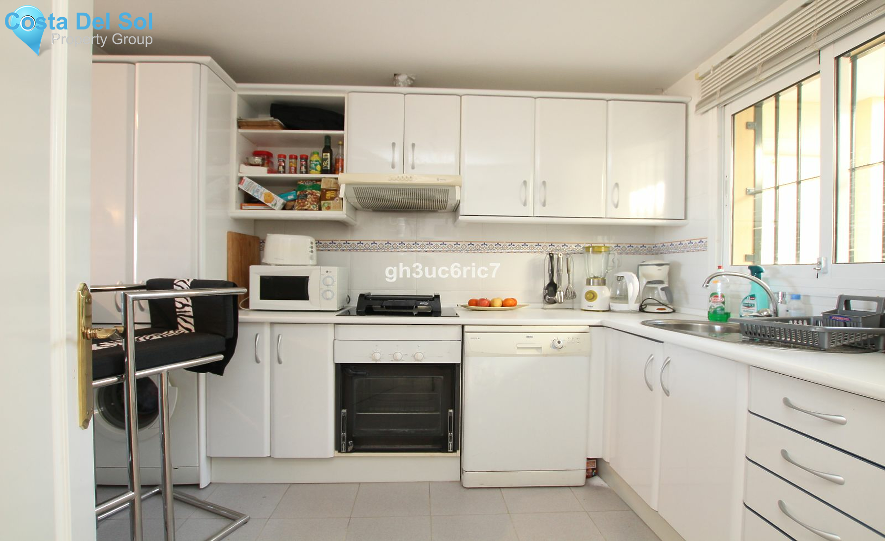 Middle Floor Apartment in Riviera del Sol-1443574