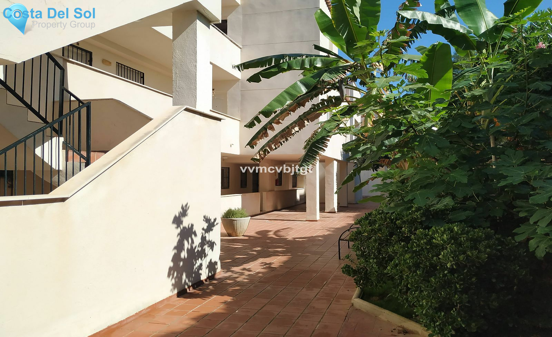 Middle Floor Apartment in Riviera del Sol-1466634