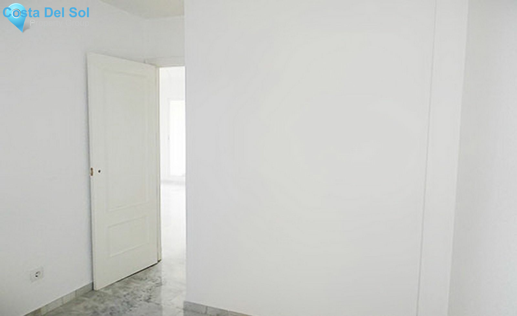 Middle Floor Apartment in Riviera del Sol-1492704