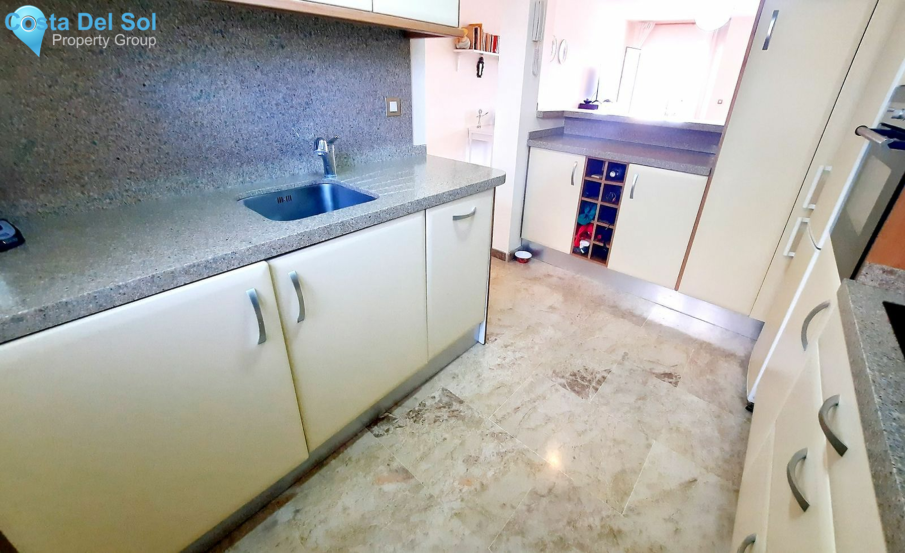 Middle Floor Apartment in Riviera del Sol-1494864