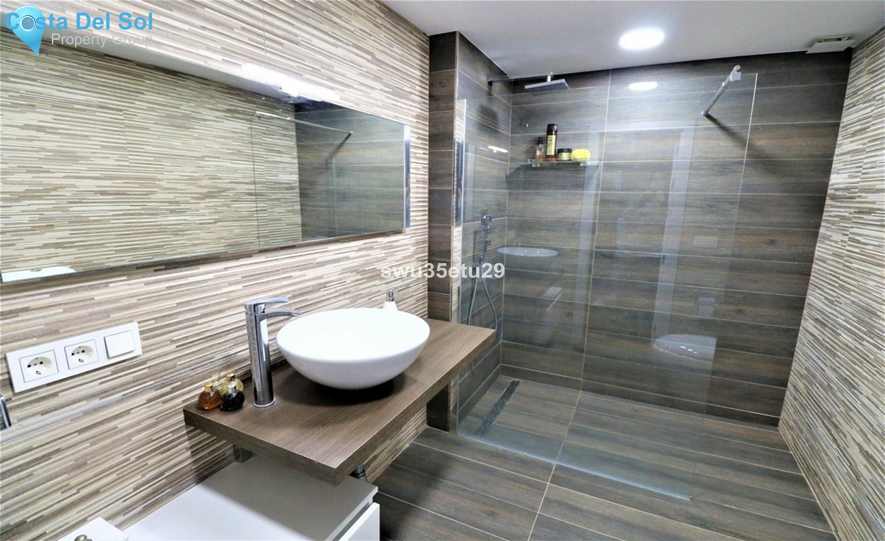 Middle Floor Apartment in Riviera del Sol-1495521