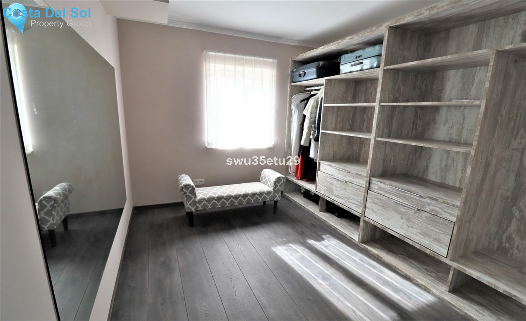 Middle Floor Apartment in Riviera del Sol-1495523