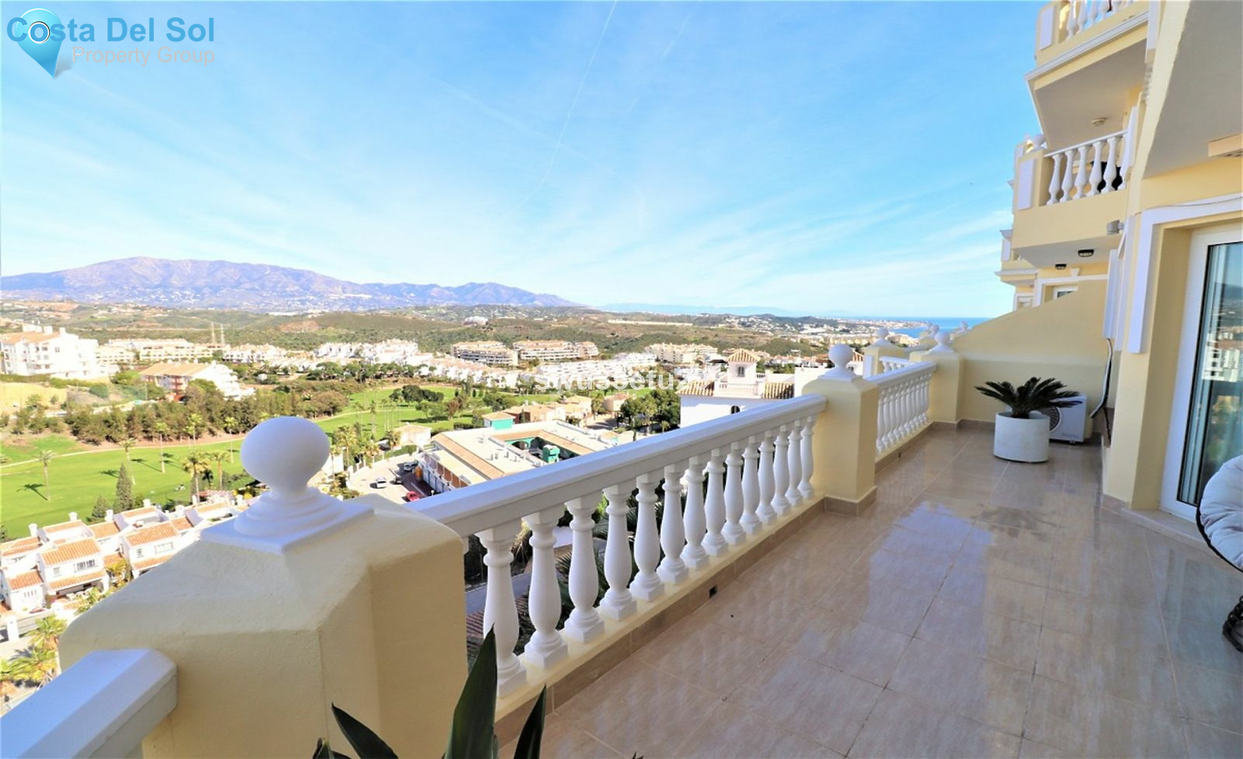 Middle Floor Apartment in Riviera del Sol-1495517