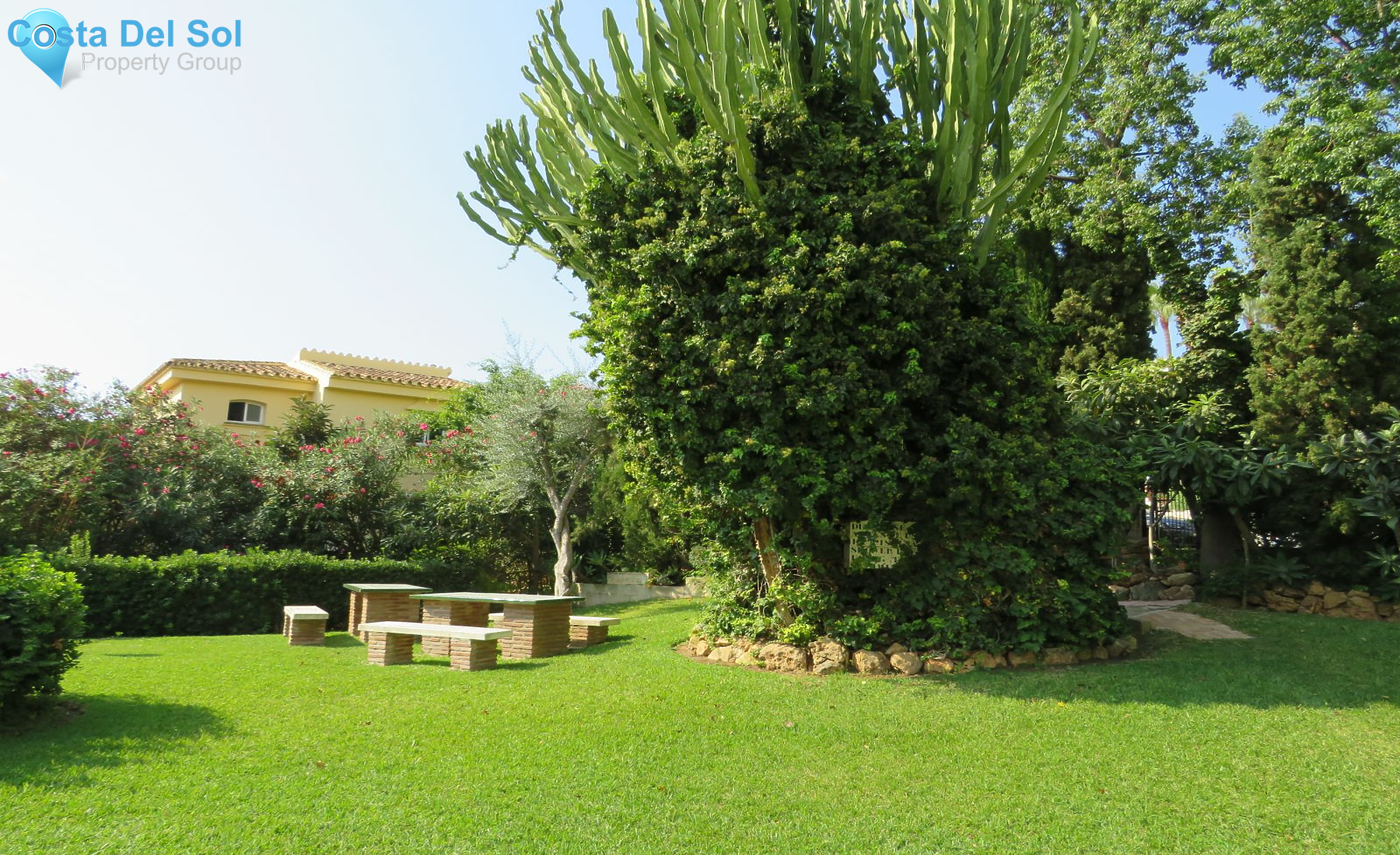 Middle Floor Apartment in Riviera del Sol-1516878