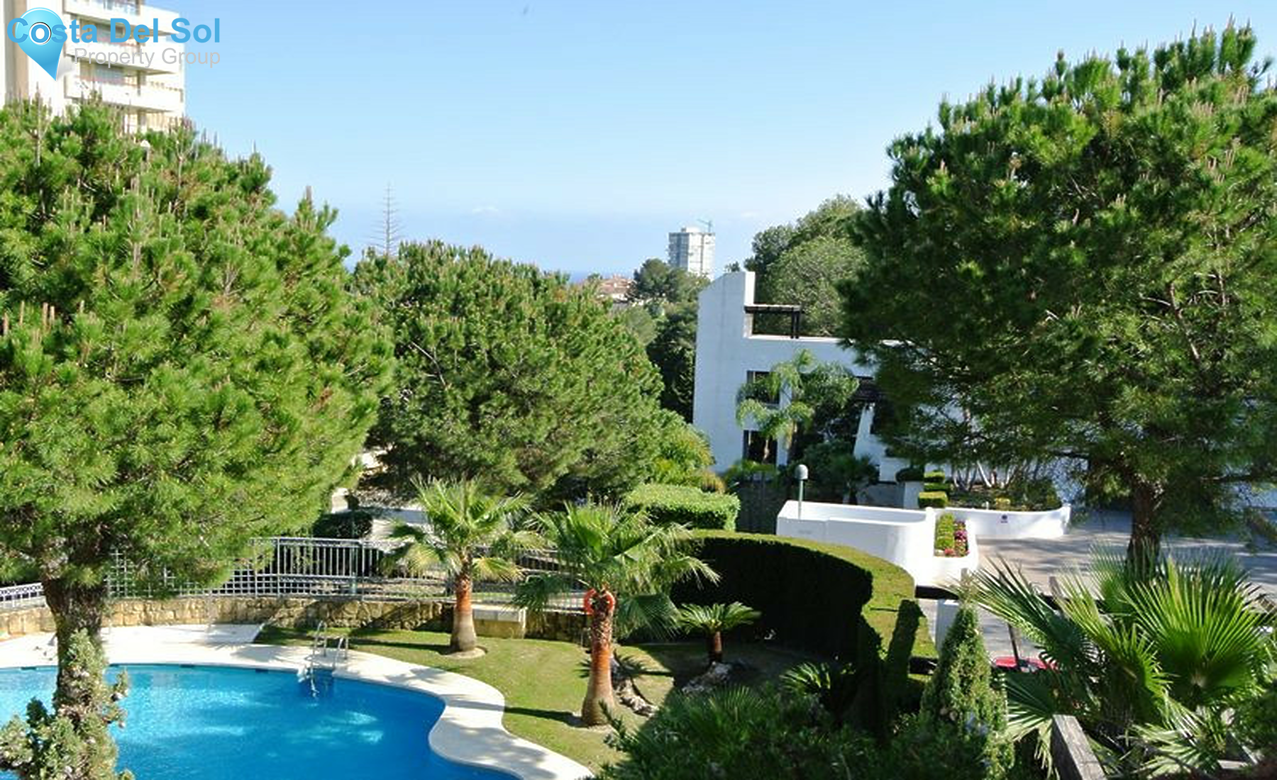 Middle Floor Apartment in Río Real-1335262