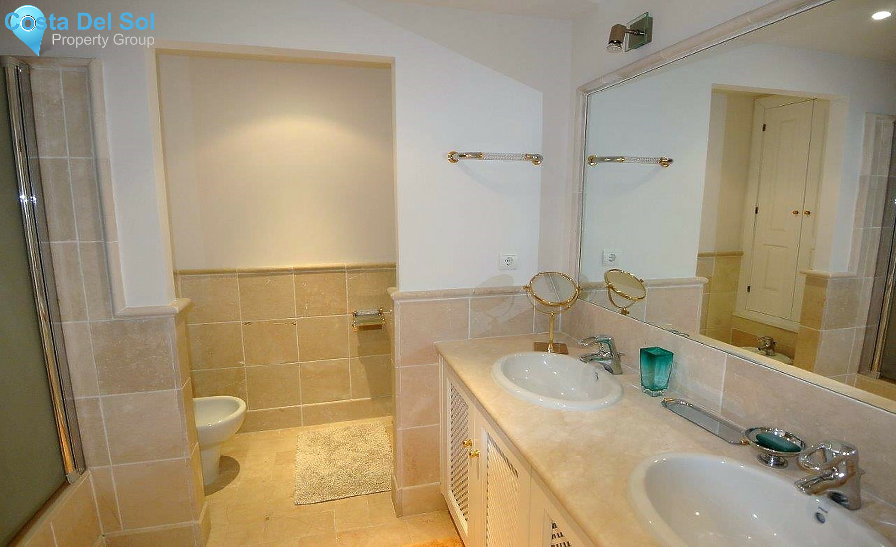 Middle Floor Apartment in Río Real-1335271