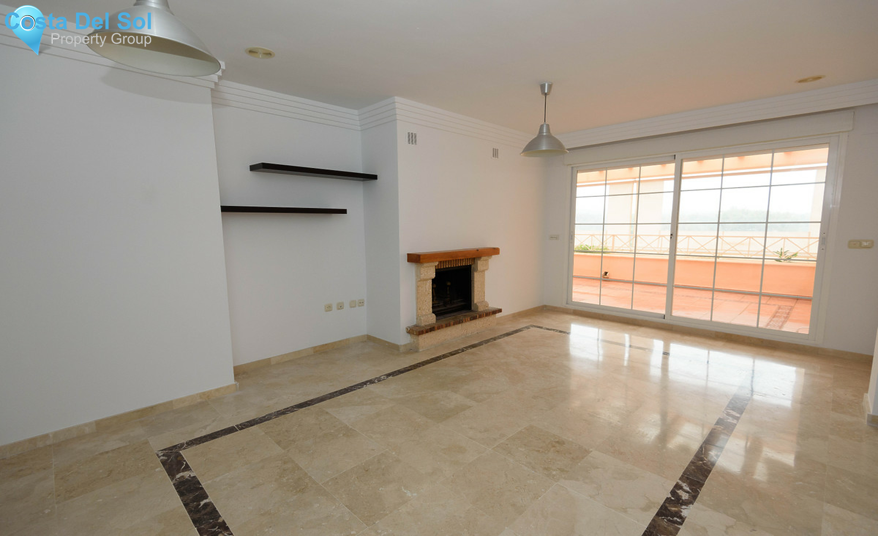 Middle Floor Apartment in Río Real-1354322