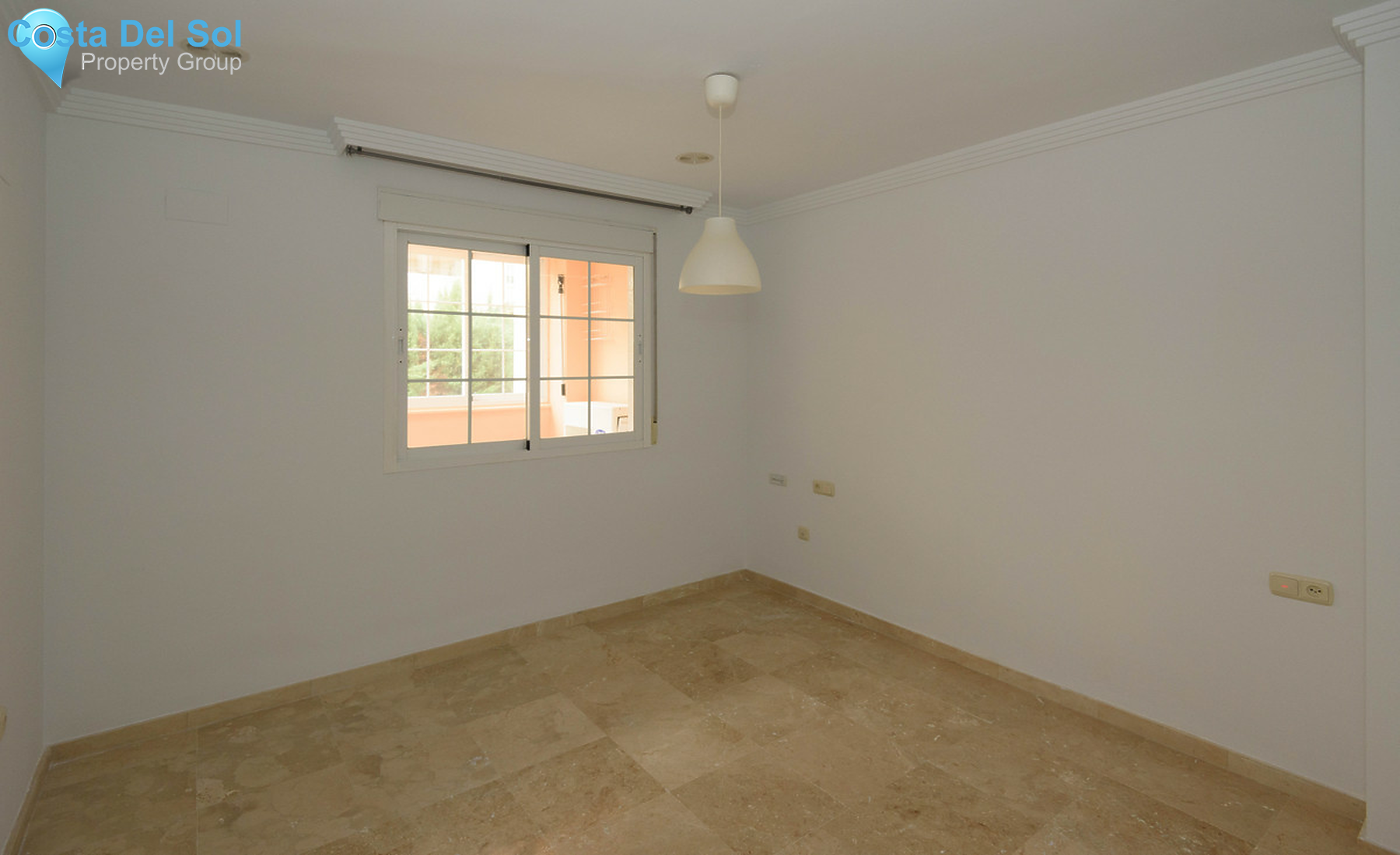 Middle Floor Apartment in Río Real-1354313