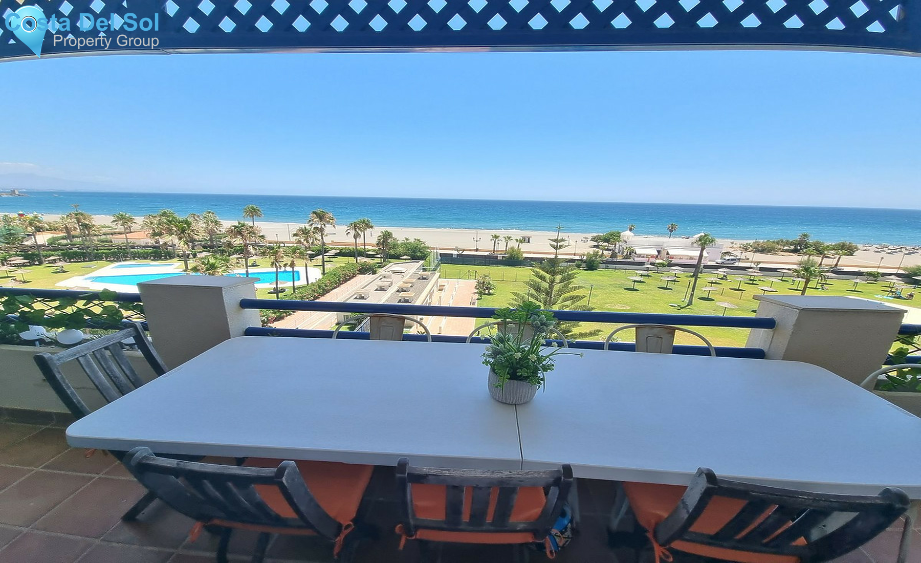Middle Floor Apartment in San Luis de Sabinillas-1242154