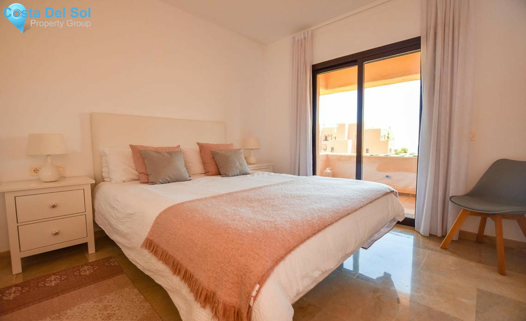 Middle Floor Apartment in San Luis de Sabinillas-1244436