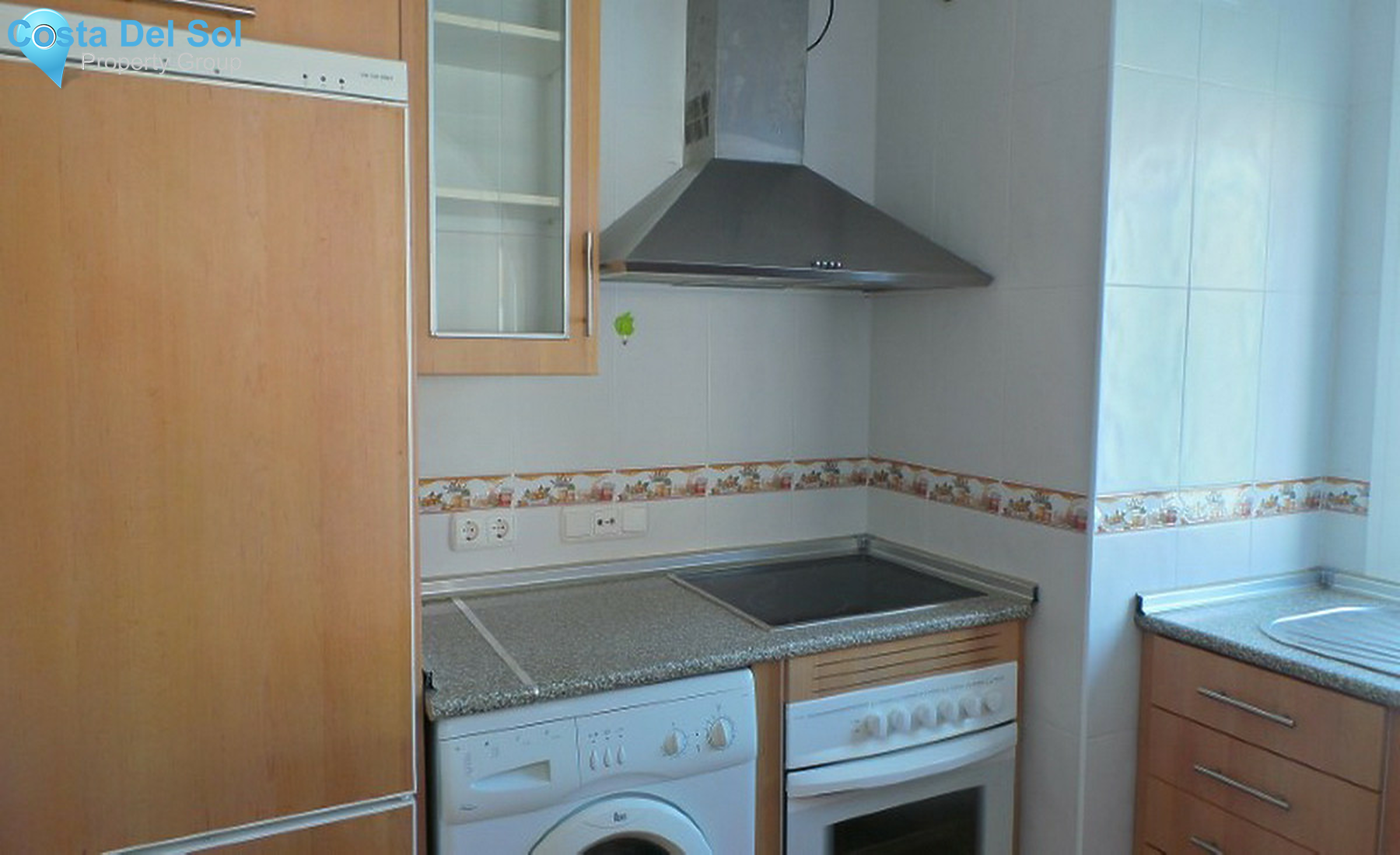 Middle Floor Apartment in San Luis de Sabinillas-1256774