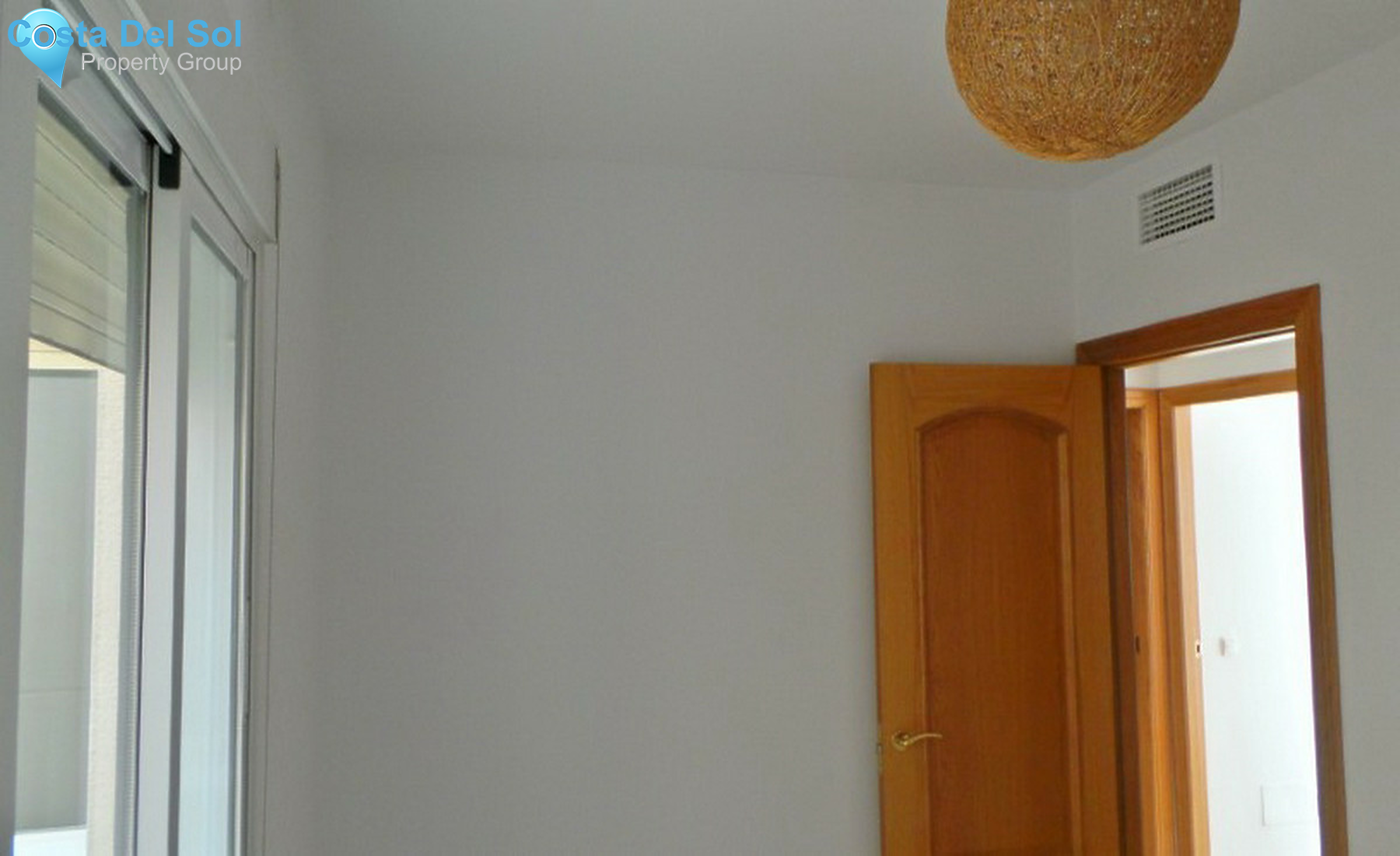 Middle Floor Apartment in San Luis de Sabinillas-1256779