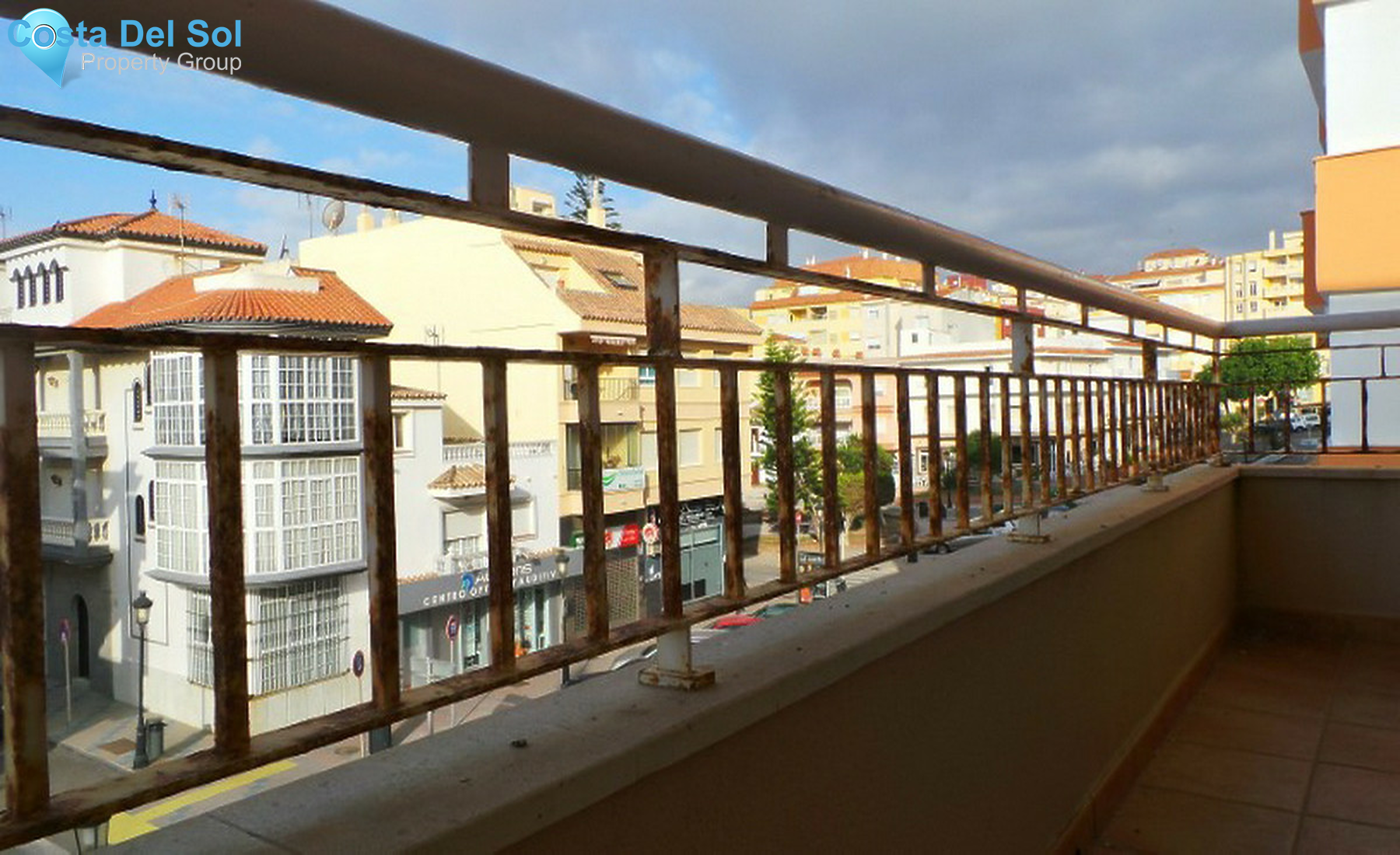 Middle Floor Apartment in San Luis de Sabinillas-1256767