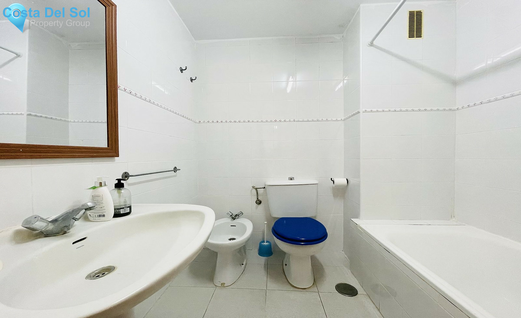 Middle Floor Apartment in San Luis de Sabinillas-1258458