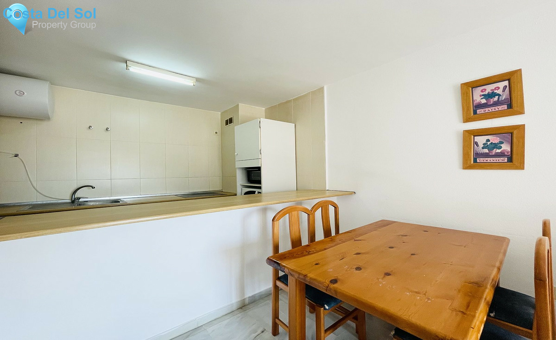 Middle Floor Apartment in San Luis de Sabinillas-1258449