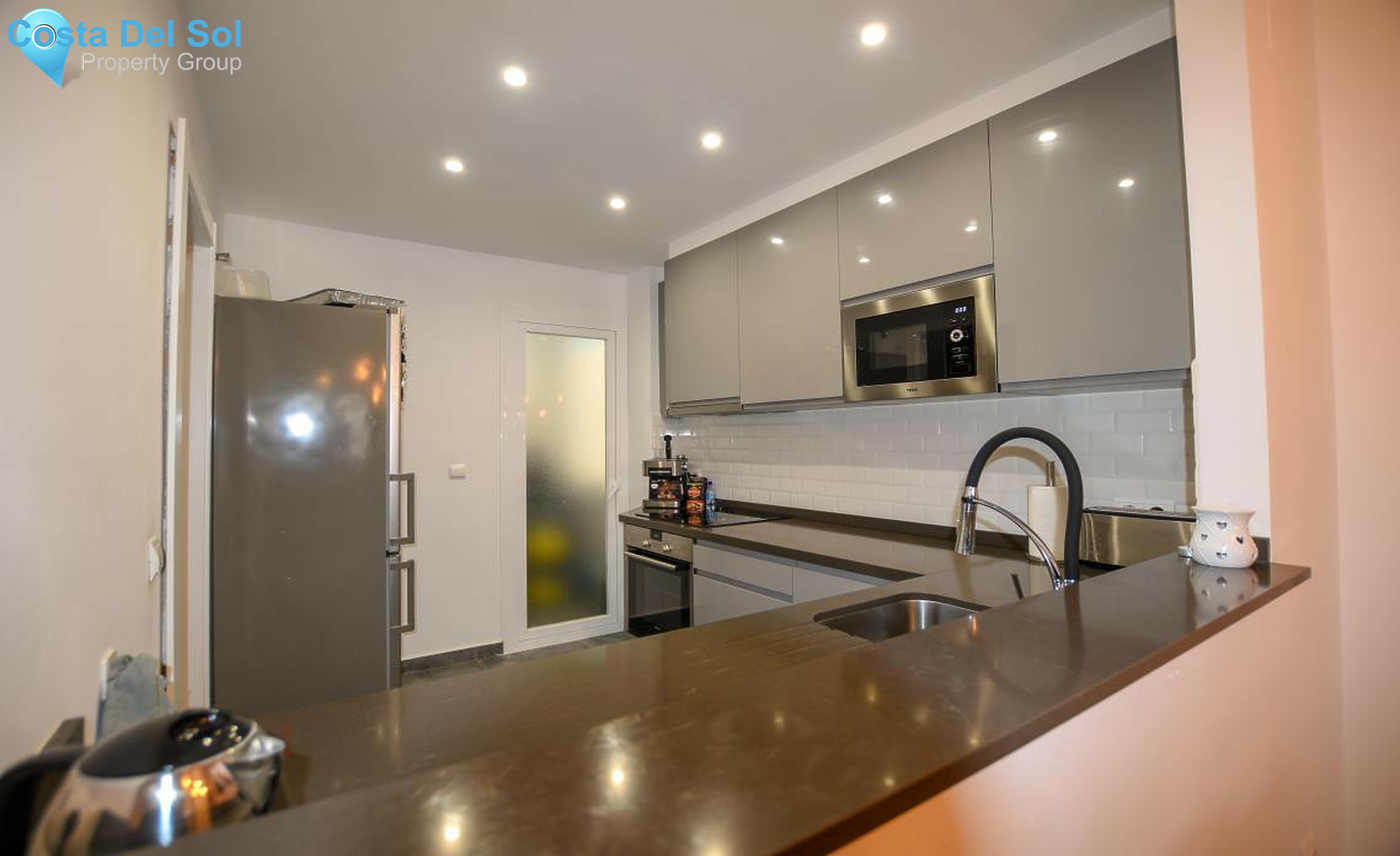 Middle Floor Apartment in San Luis de Sabinillas-1323202