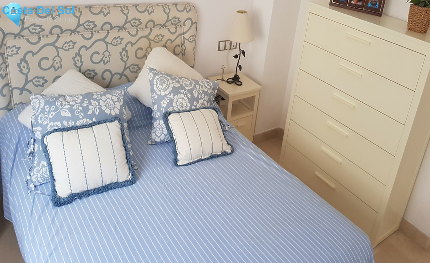 Middle Floor Apartment in San Luis de Sabinillas-1342920