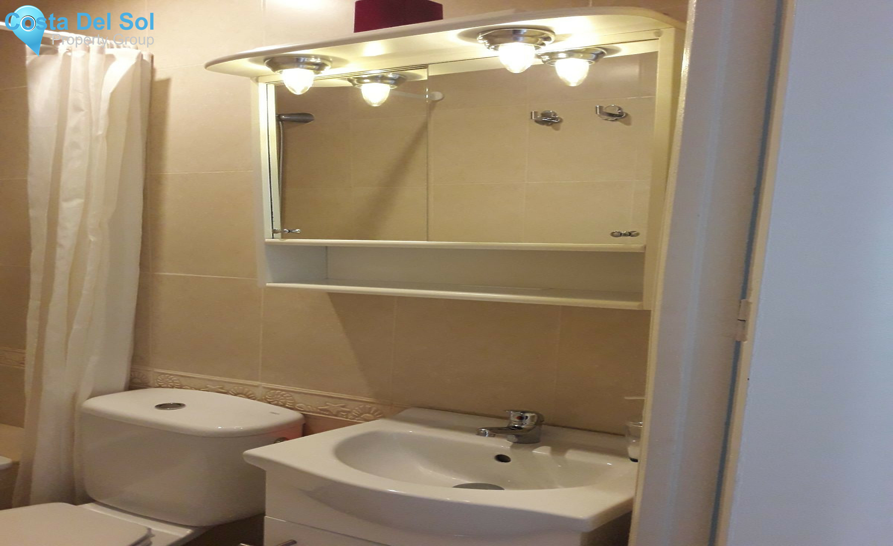 Middle Floor Apartment in San Luis de Sabinillas