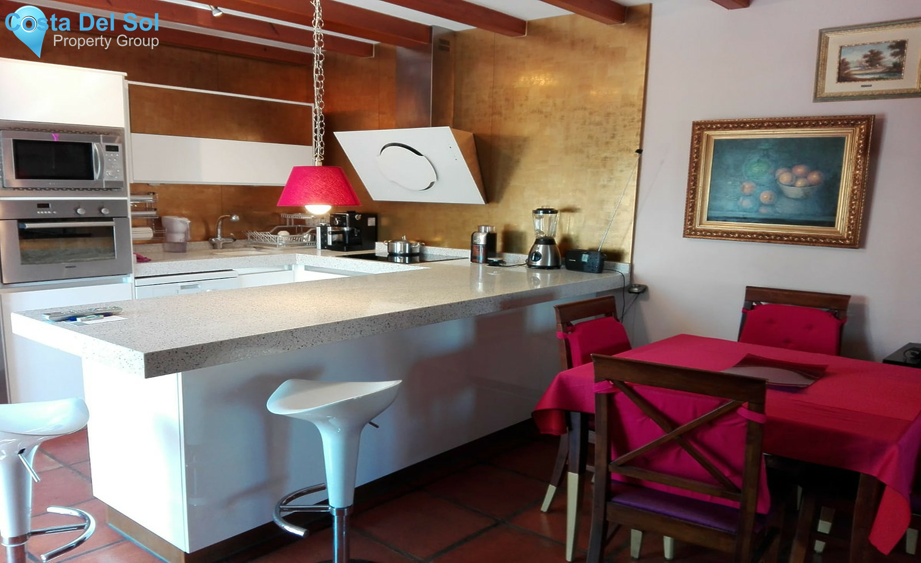 Middle Floor Apartment in San Luis de Sabinillas-1359669