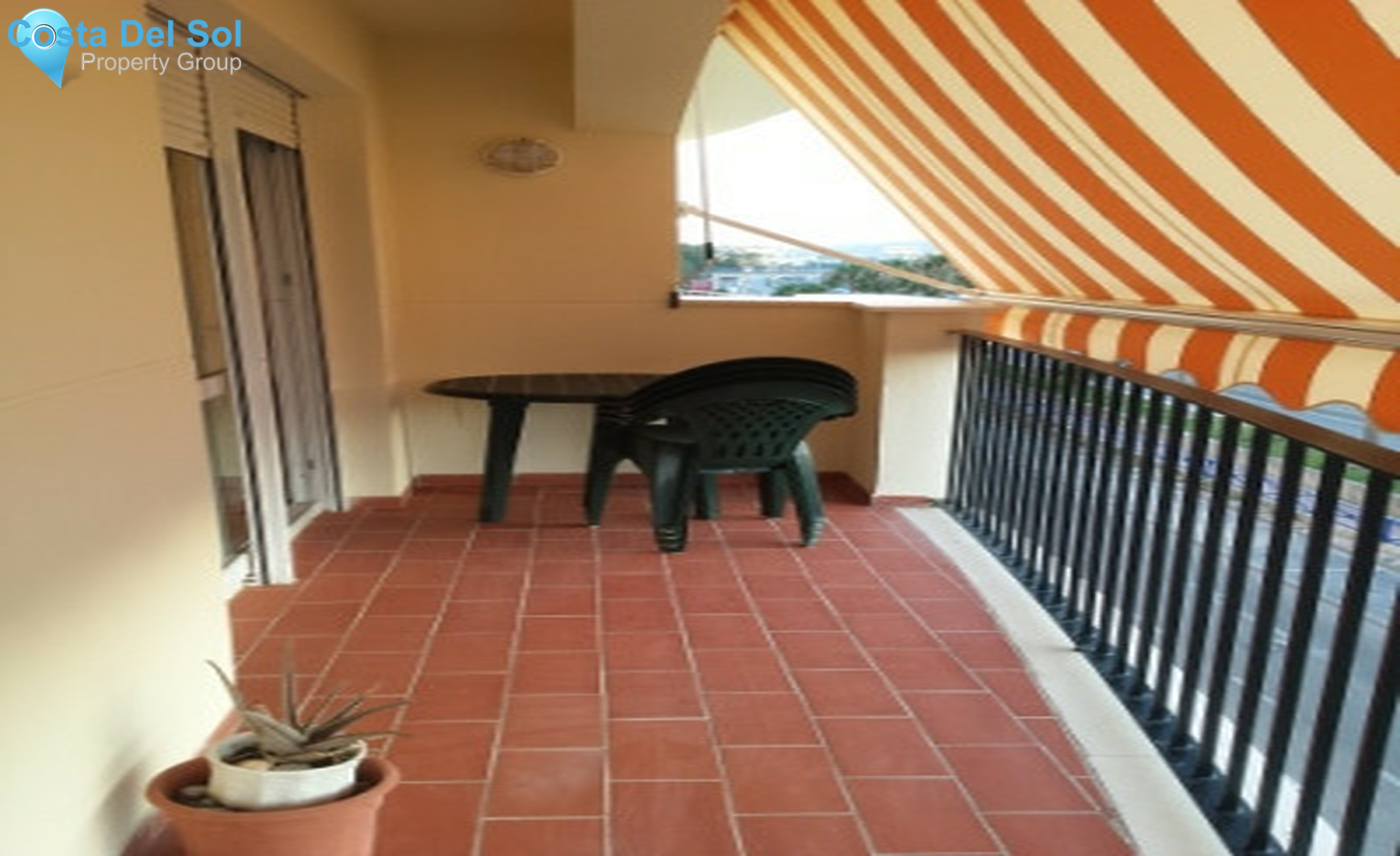 Middle Floor Apartment in San Luis de Sabinillas-1361077