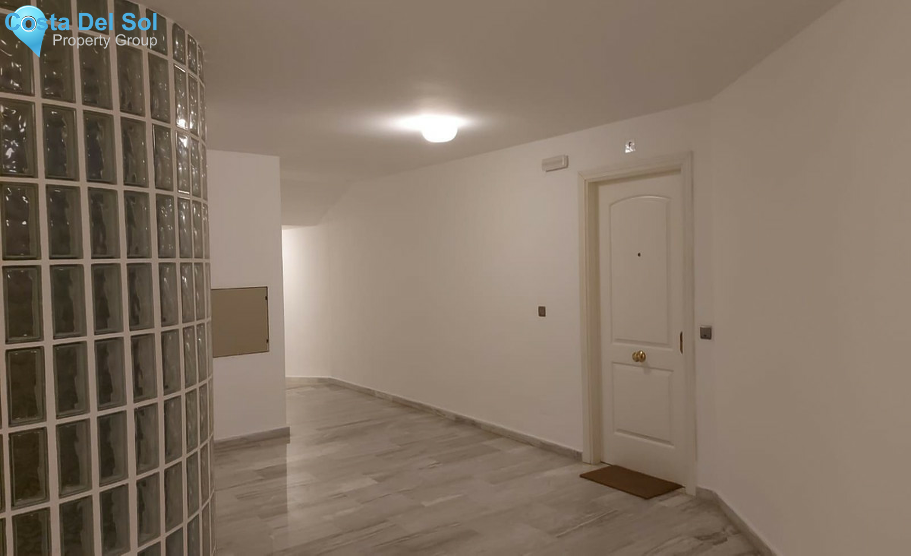 Middle Floor Apartment in San Luis de Sabinillas-1436359