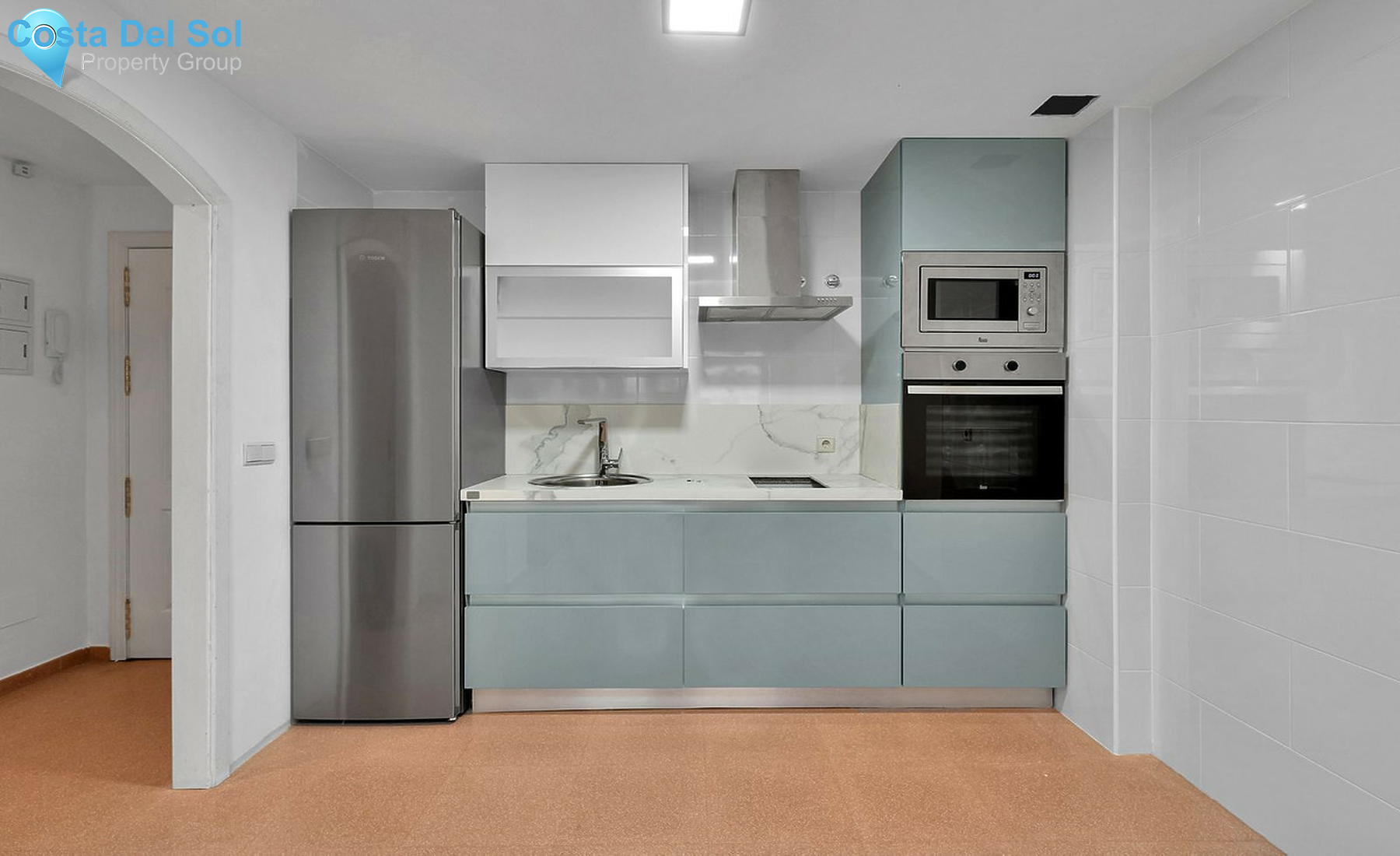 Middle Floor Apartment in San Luis de Sabinillas-1500373