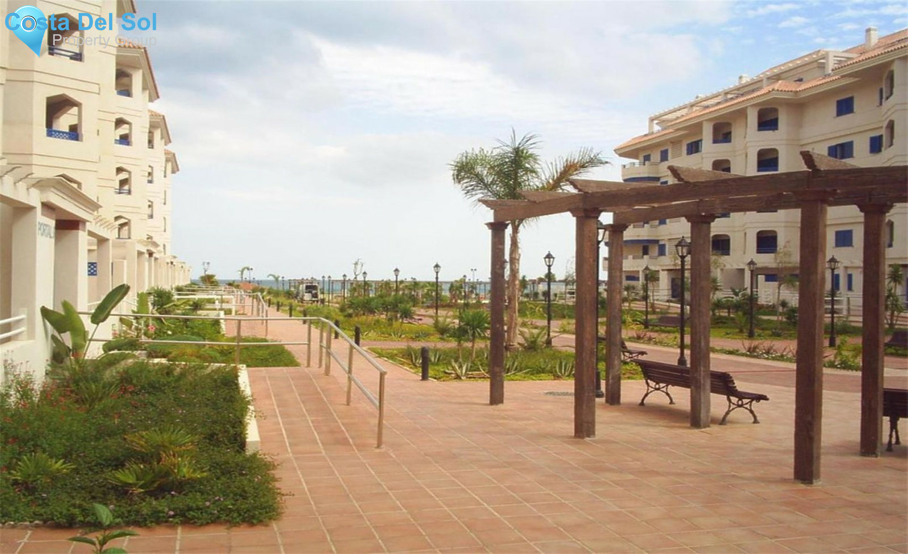 Middle Floor Apartment in San Luis de Sabinillas-1523165