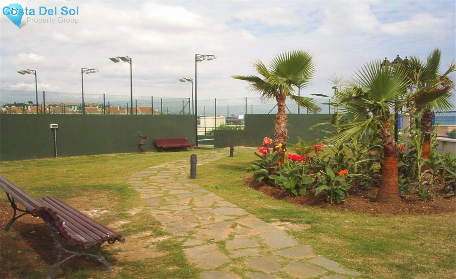 Middle Floor Apartment in San Luis de Sabinillas-1523169