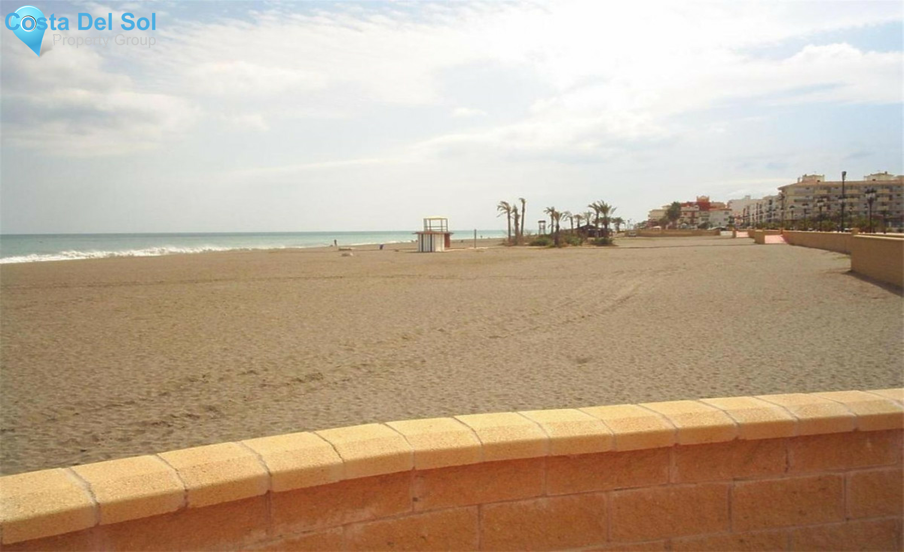 Middle Floor Apartment in San Luis de Sabinillas-1523170