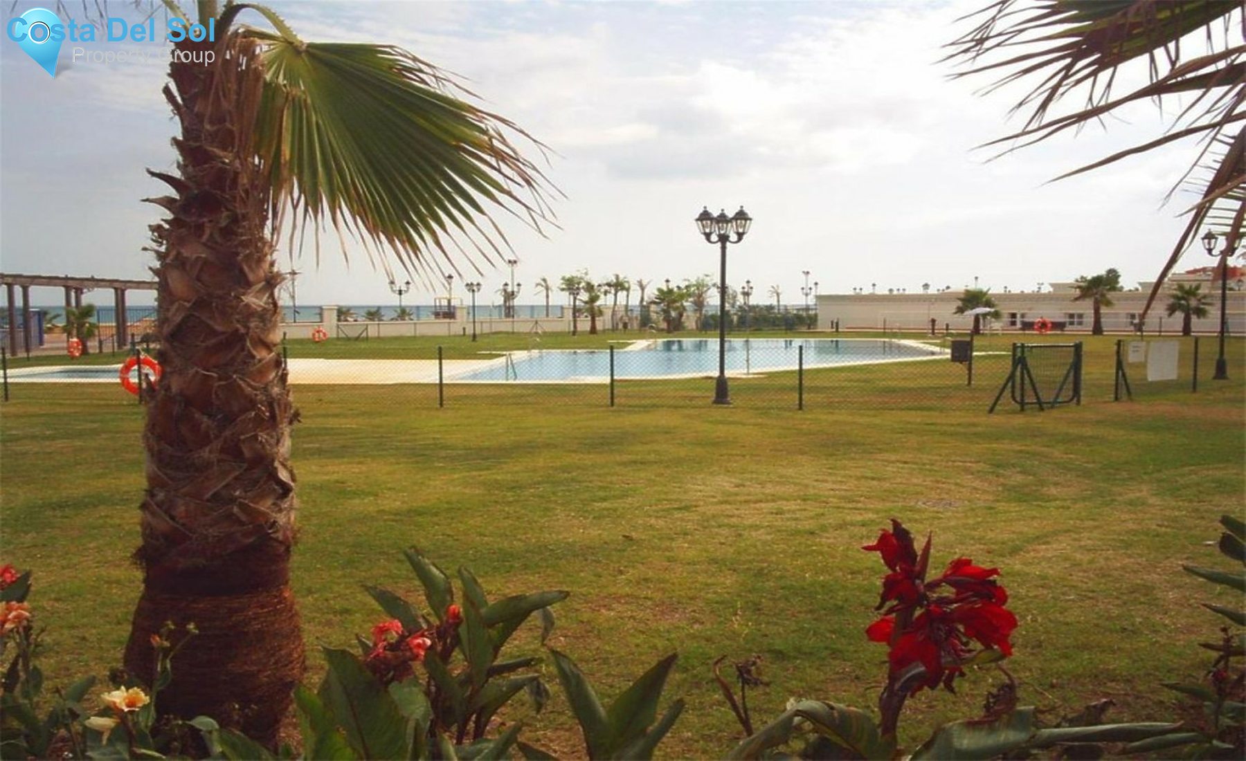 Middle Floor Apartment in San Luis de Sabinillas-1523171
