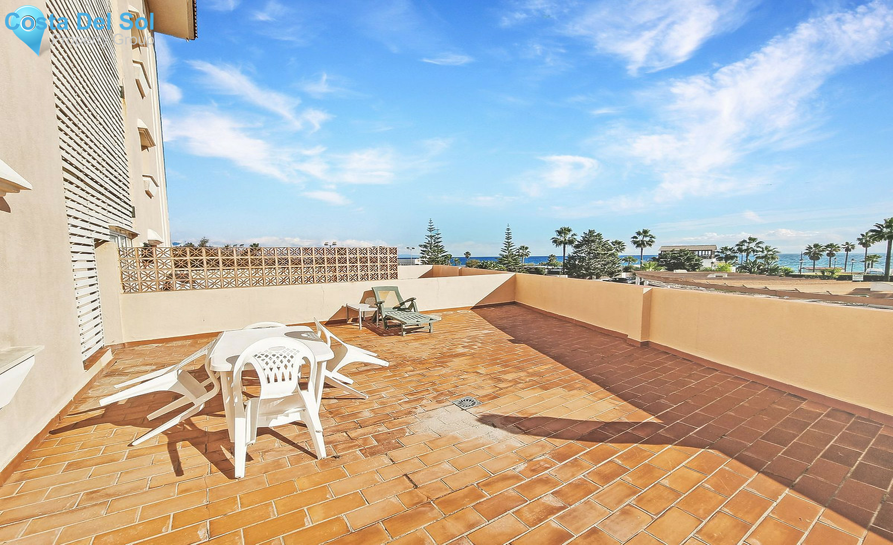 Middle Floor Apartment in San Luis de Sabinillas-1541074
