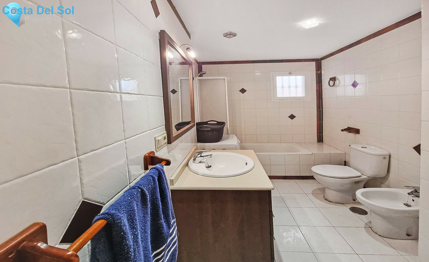 Middle Floor Apartment in San Luis de Sabinillas-1541071