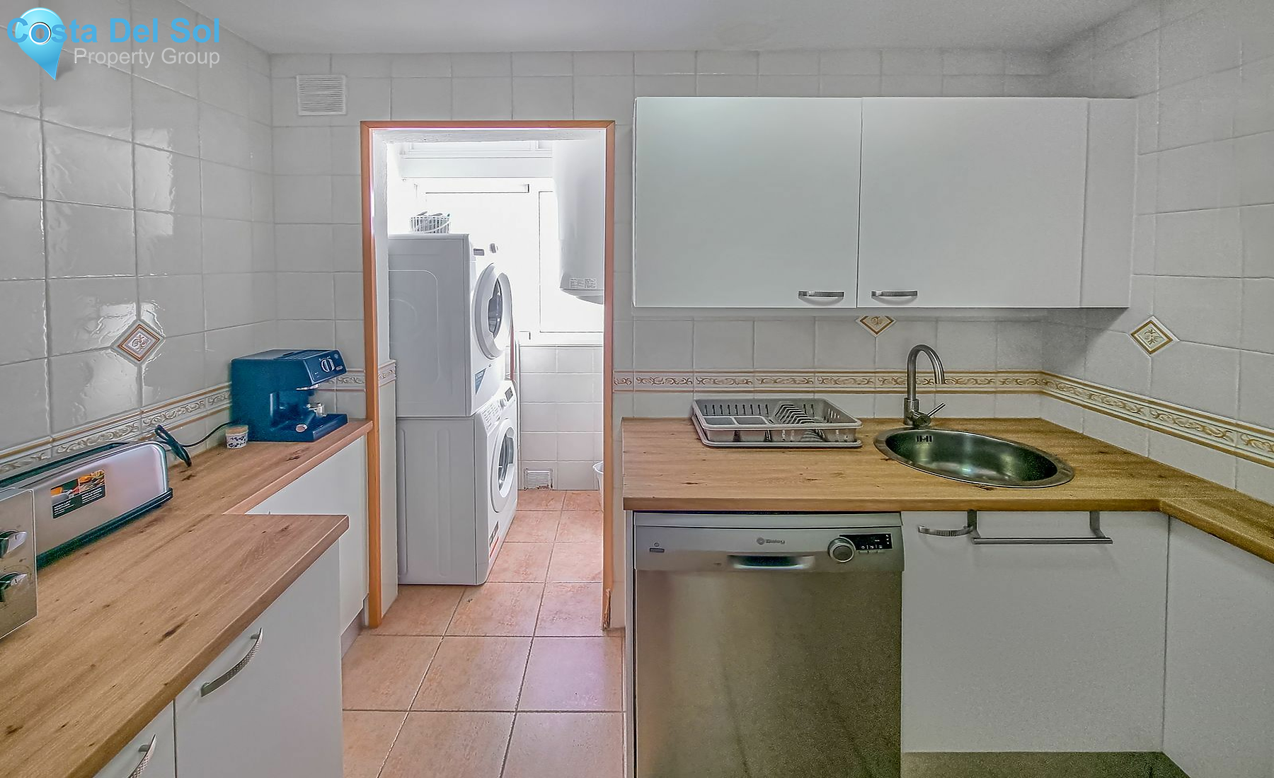 Middle Floor Apartment in San Luis de Sabinillas-1137845